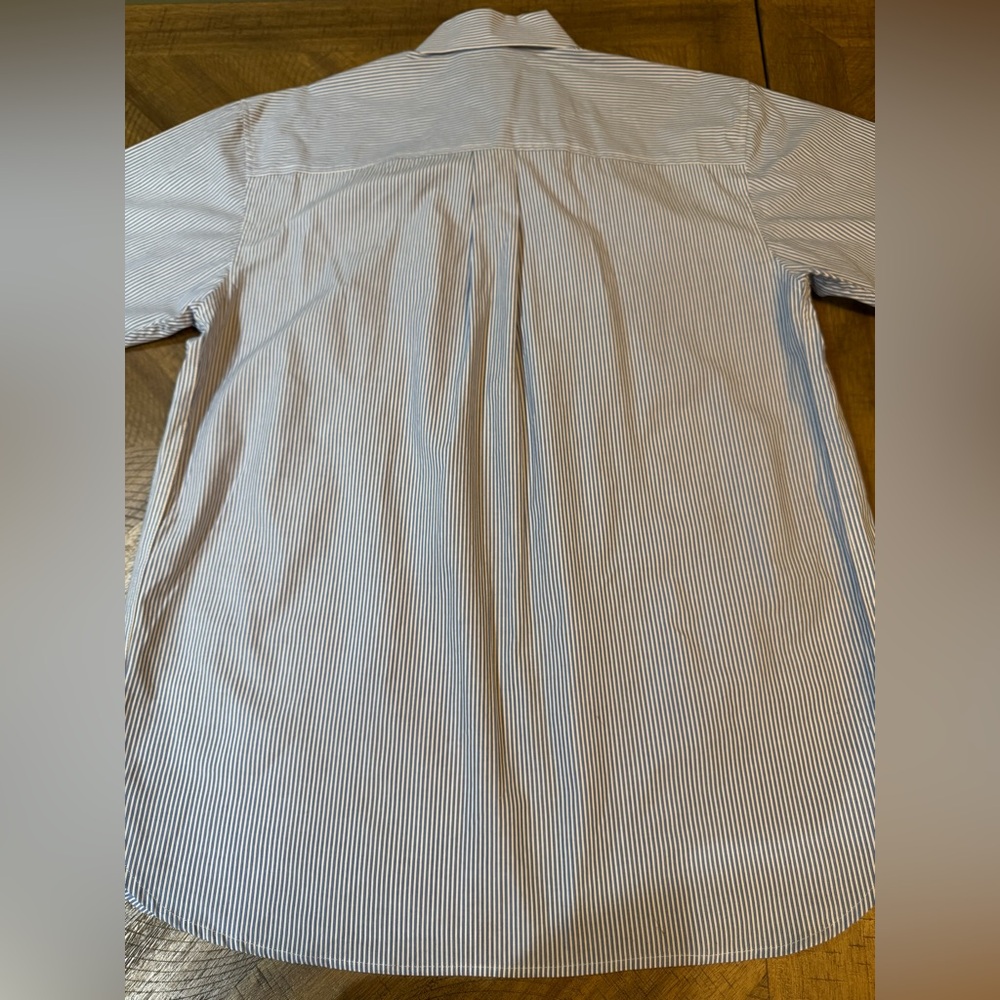 IZOD Men's Blue Striped Button Up Short Sleeve Shirt NWOT - Picture 9 of 10